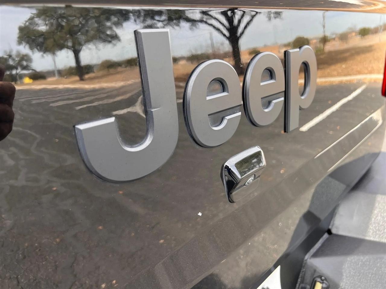 Jeep Gladiator  2020