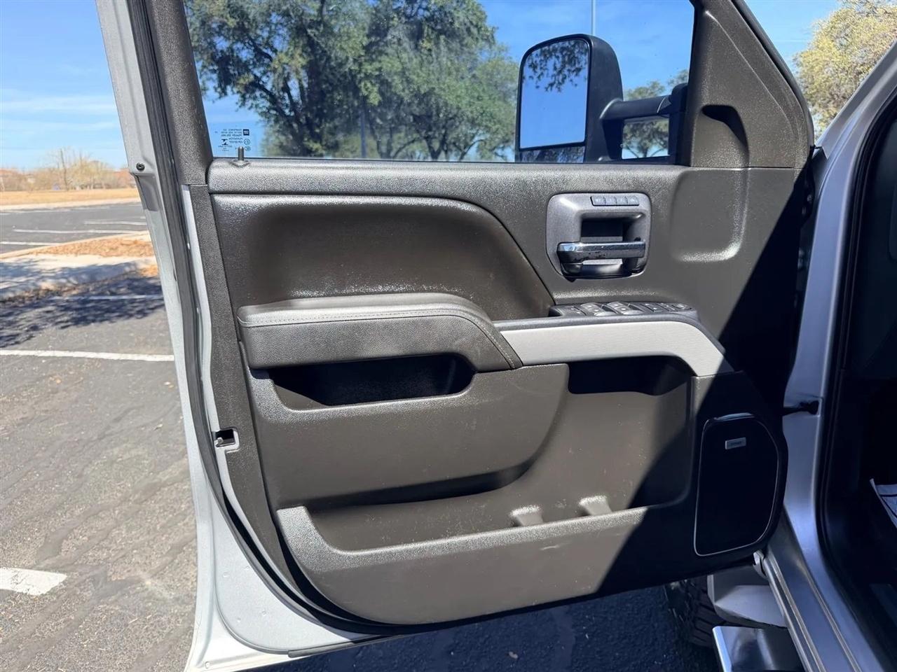 Chevrolet Silverado 2500HD  2015