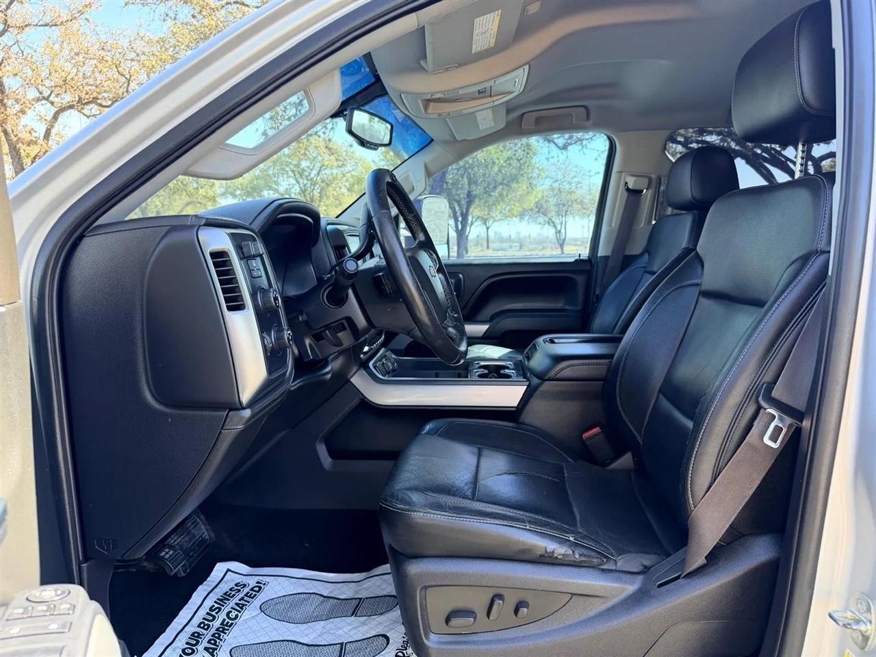 Chevrolet Silverado 2500HD  2015