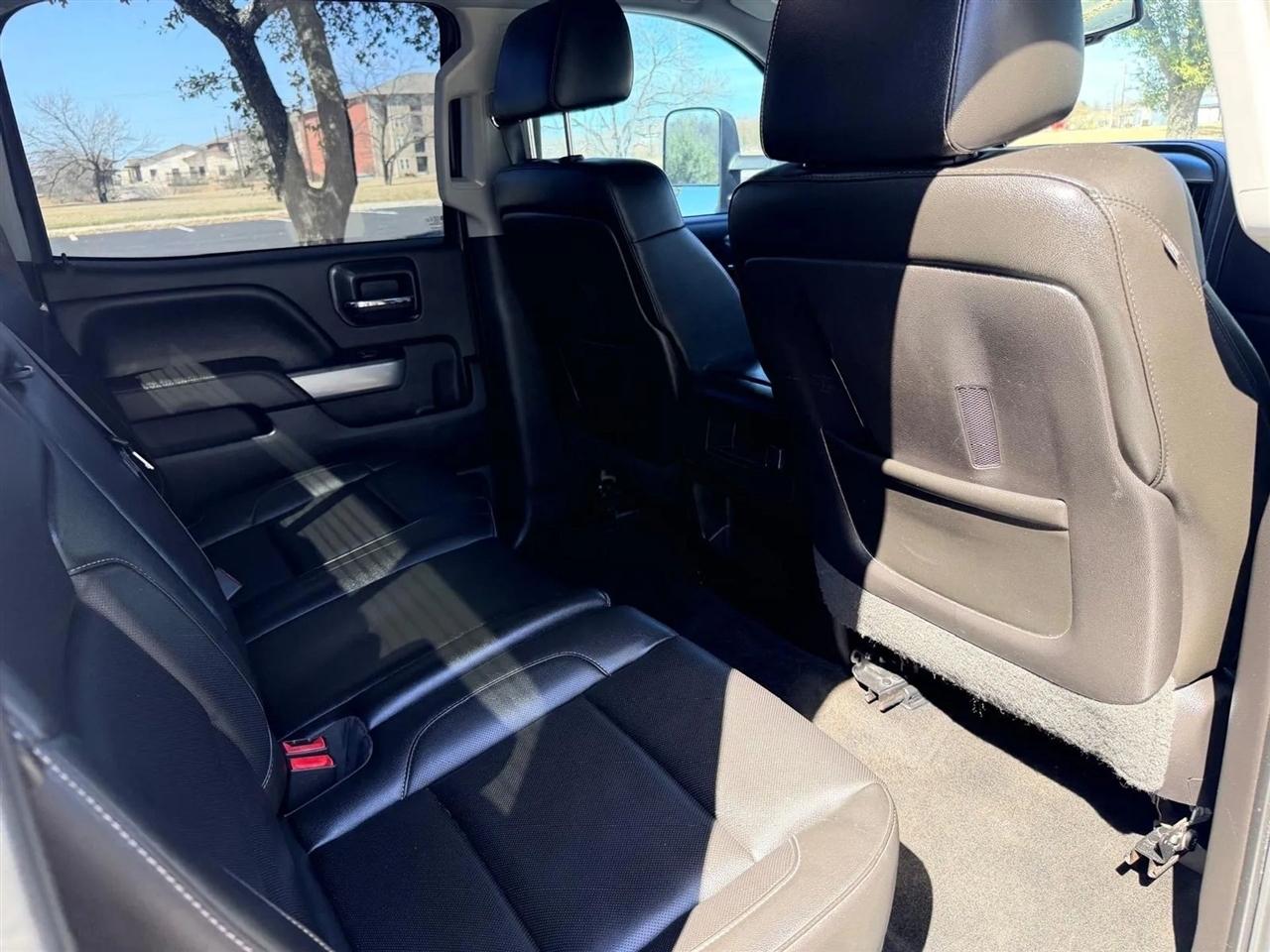 Chevrolet Silverado 2500HD  2015