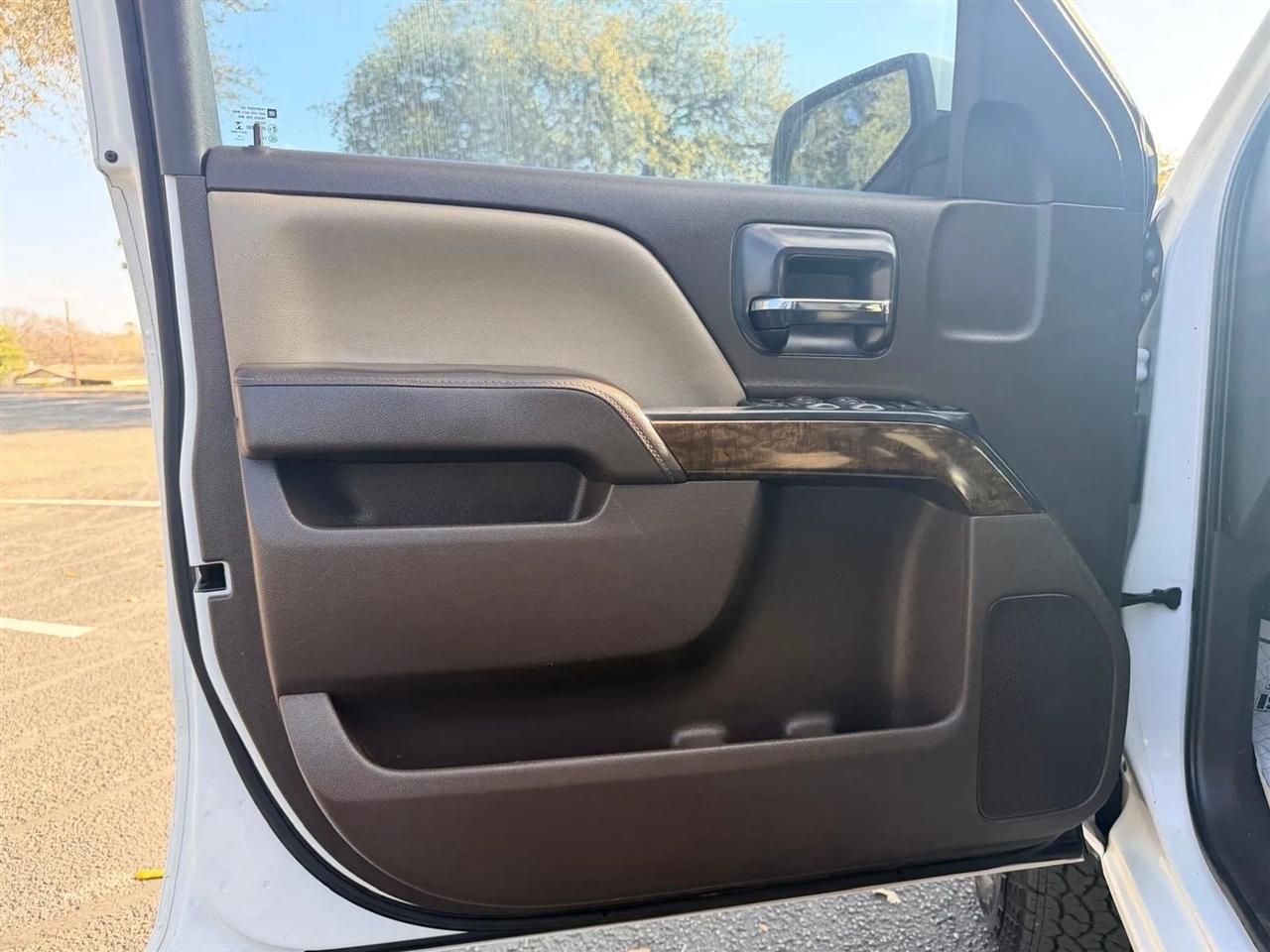 Chevrolet Silverado 1500  2018