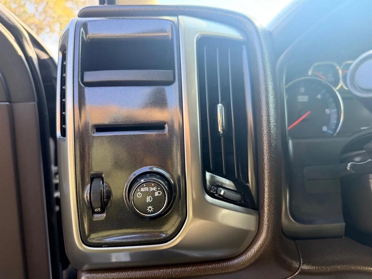 Chevrolet Silverado 1500  2018