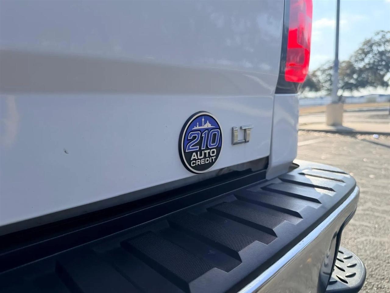 Chevrolet Silverado 1500  2018