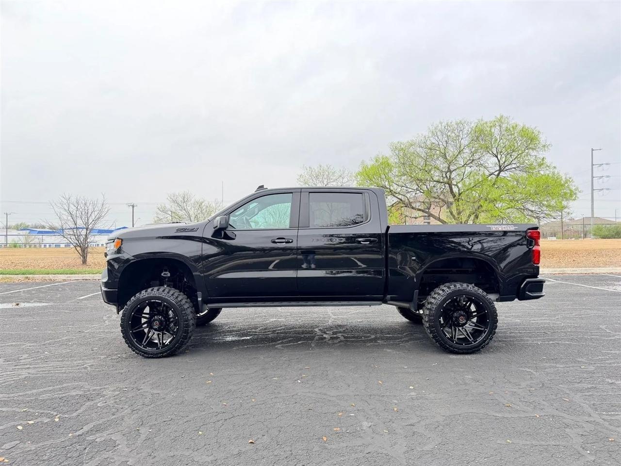 Chevrolet Silverado 1500  2023