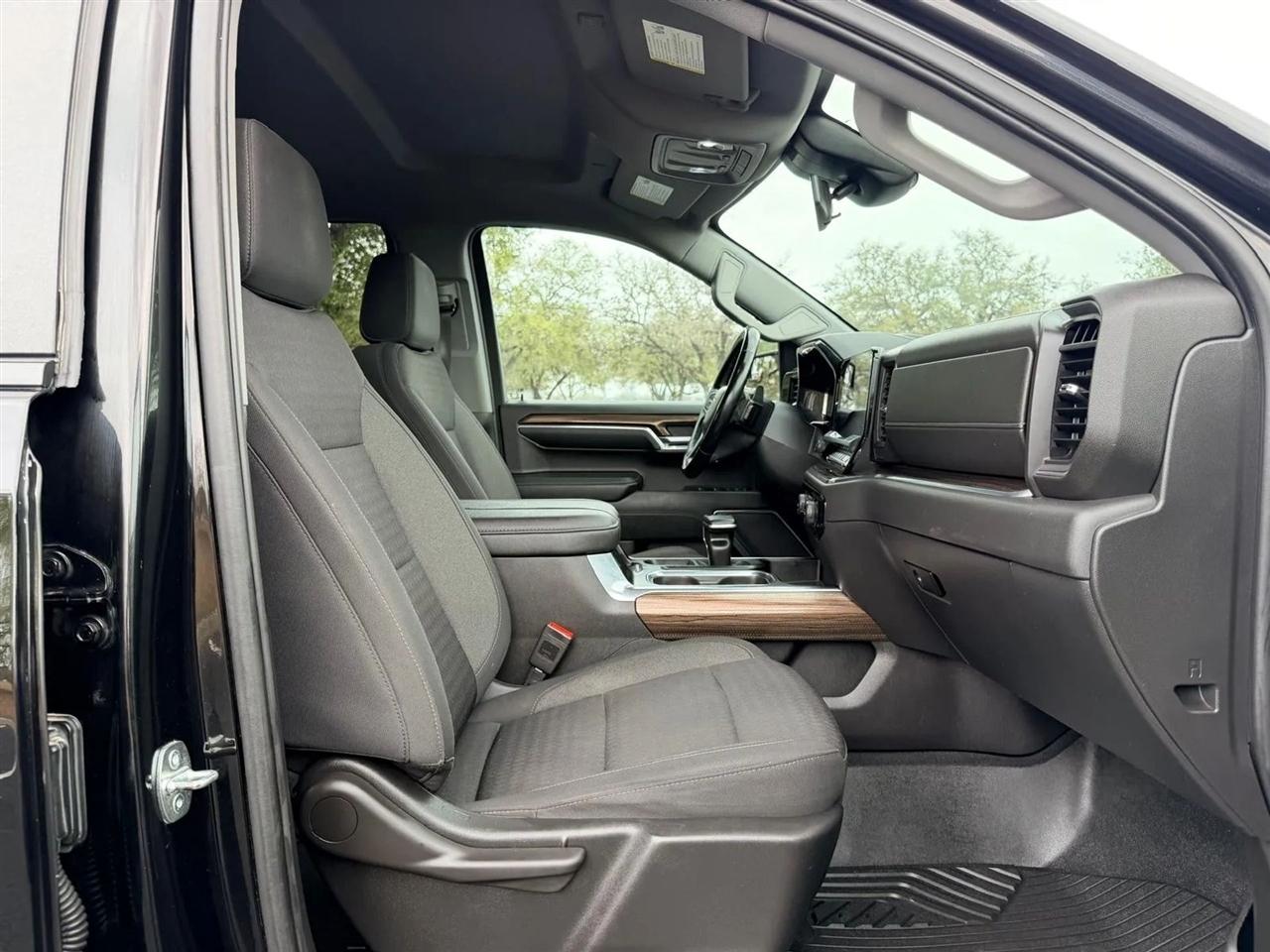 Chevrolet Silverado 1500  2023