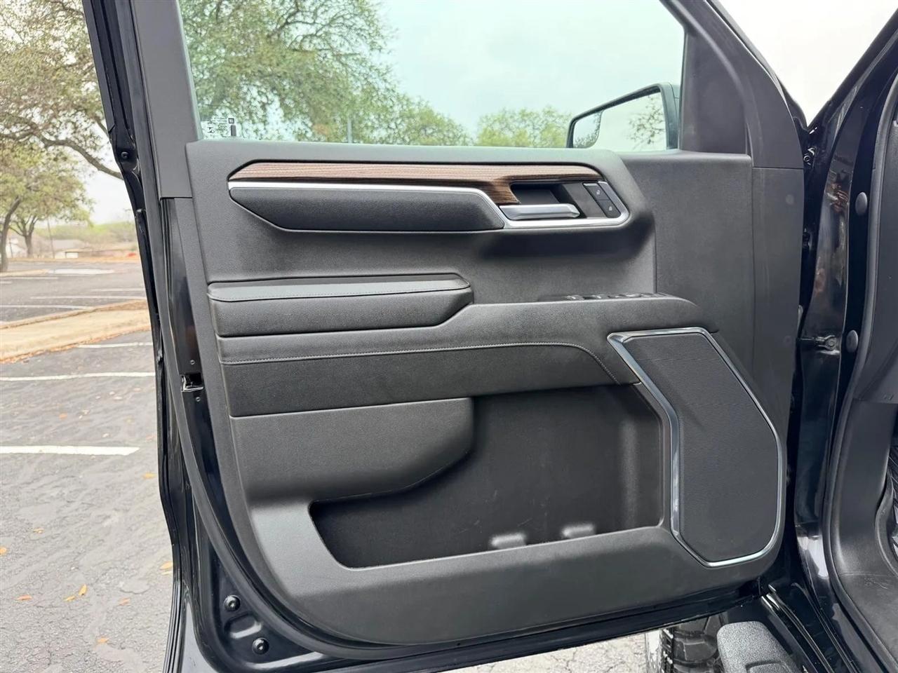 Chevrolet Silverado 1500  2023