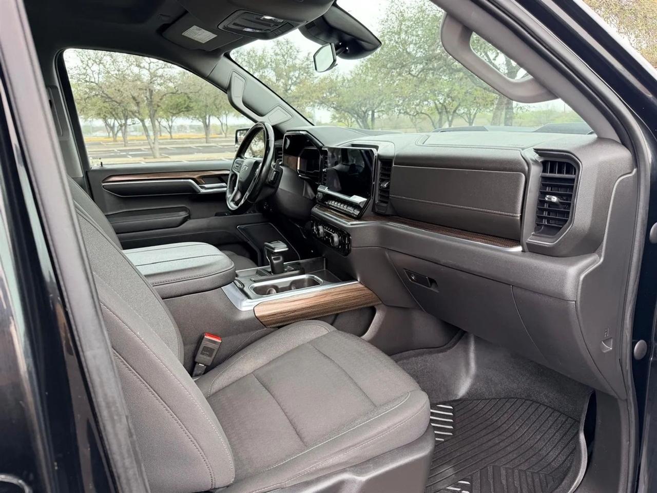 Chevrolet Silverado 1500  2023