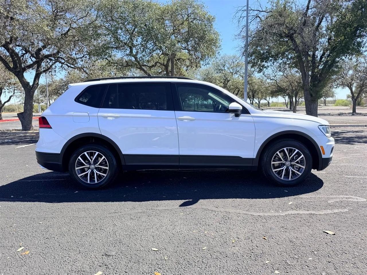 Volkswagen Tiguan  2021