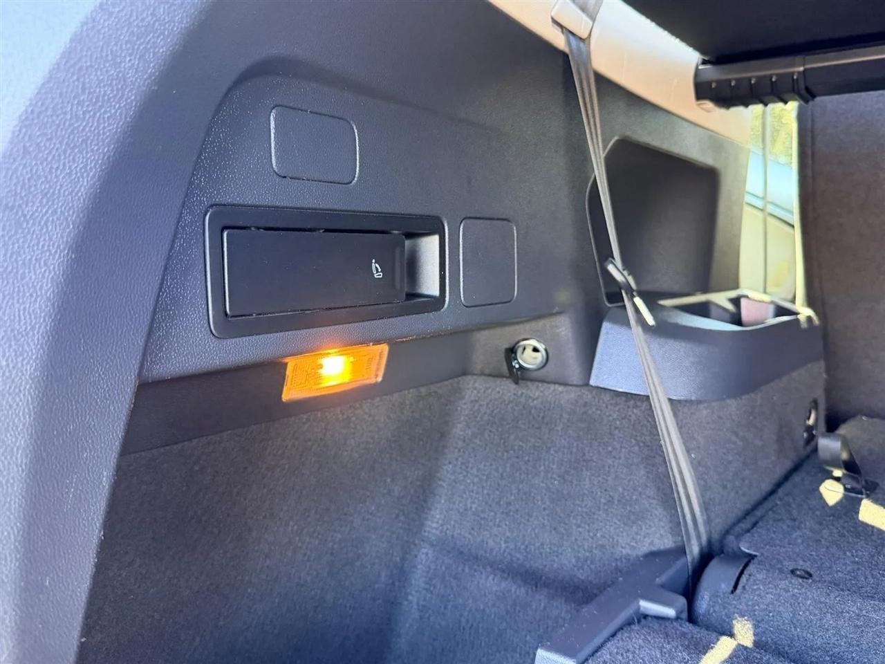 Volkswagen Tiguan  2021