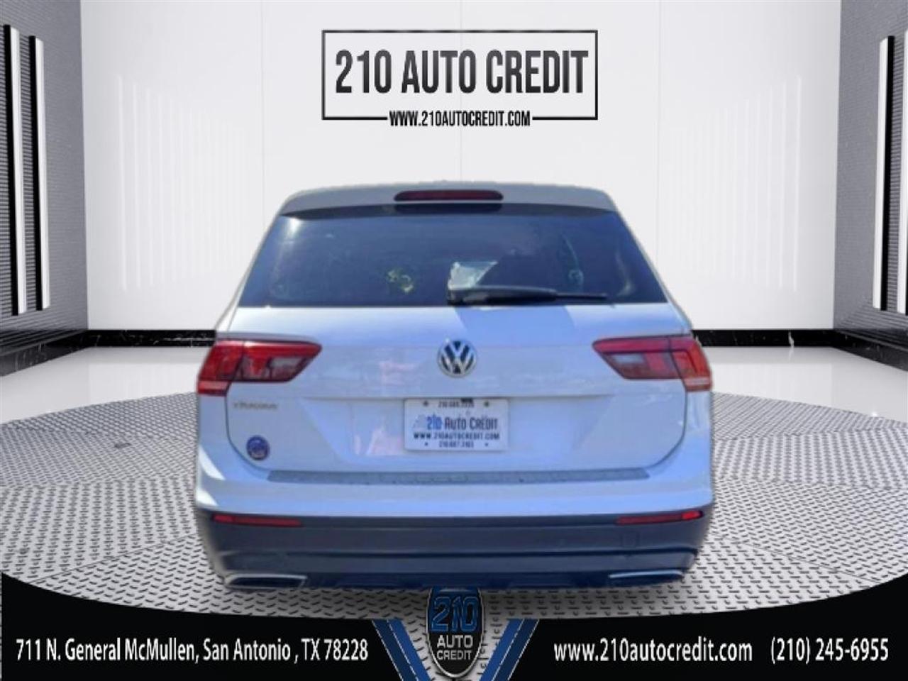 Volkswagen Tiguan  2021