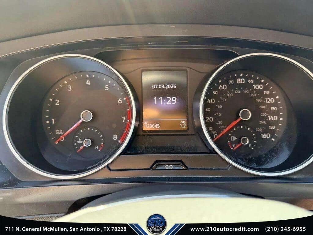 Volkswagen Tiguan  2021