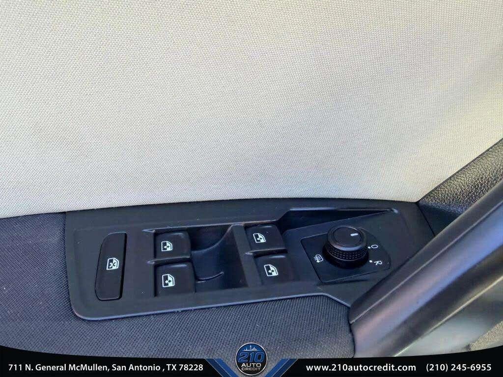 Volkswagen Tiguan  2021