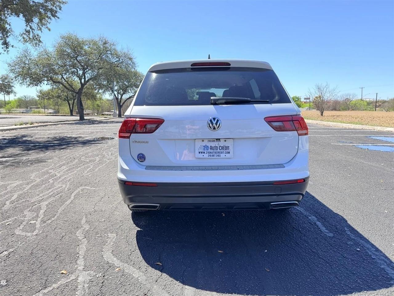 Volkswagen Tiguan  2021