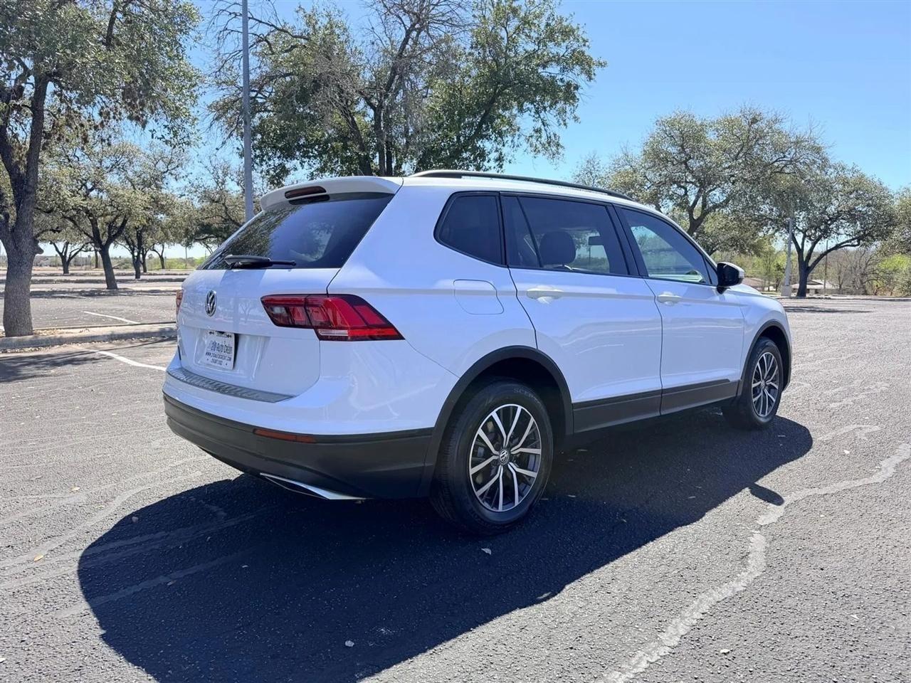 Volkswagen Tiguan  2021
