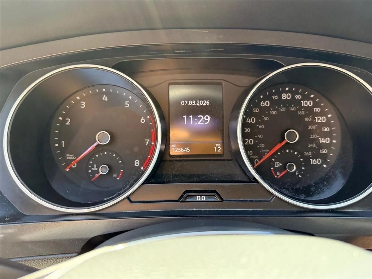 Volkswagen Tiguan  2021