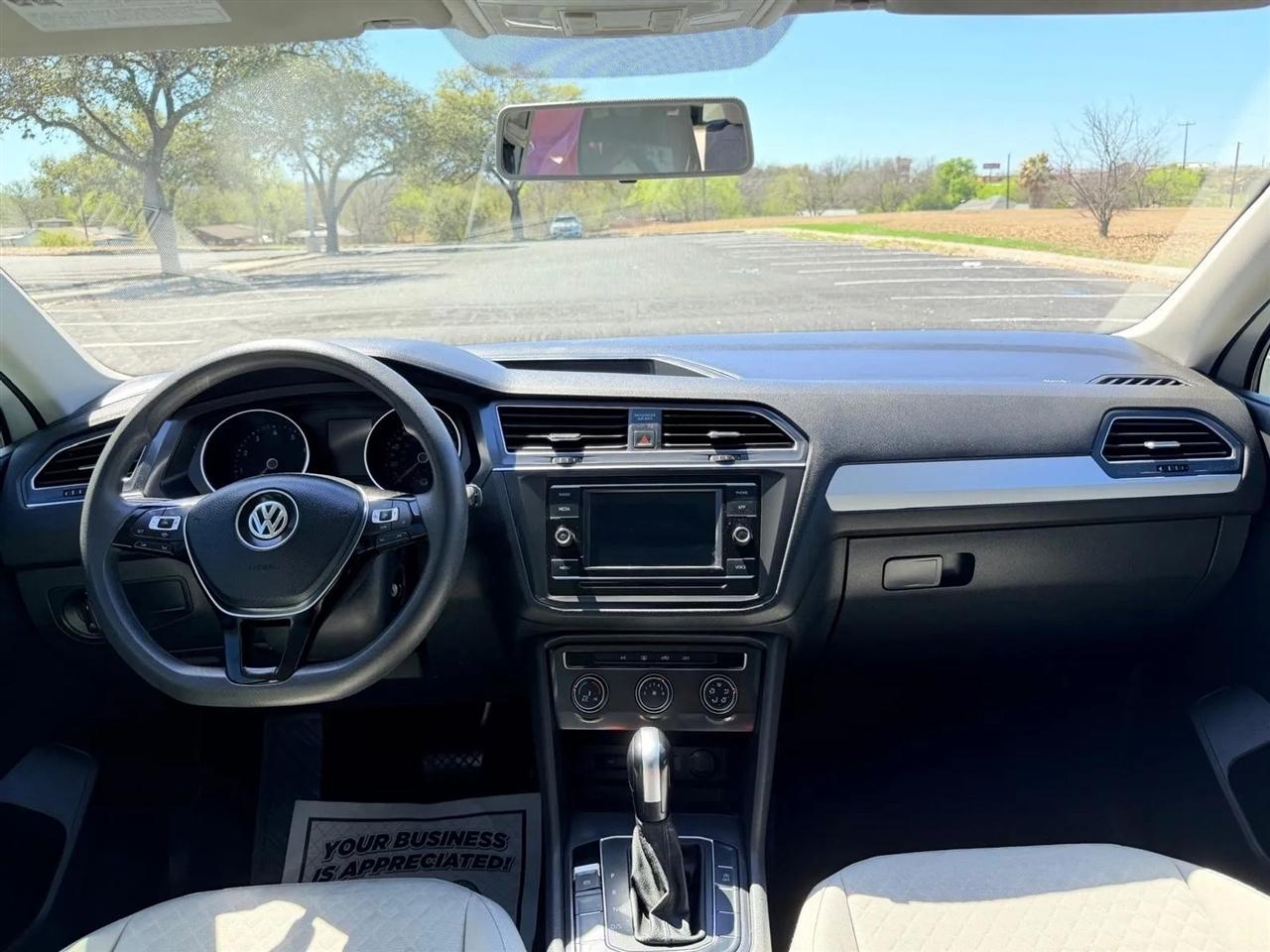 Volkswagen Tiguan  2021