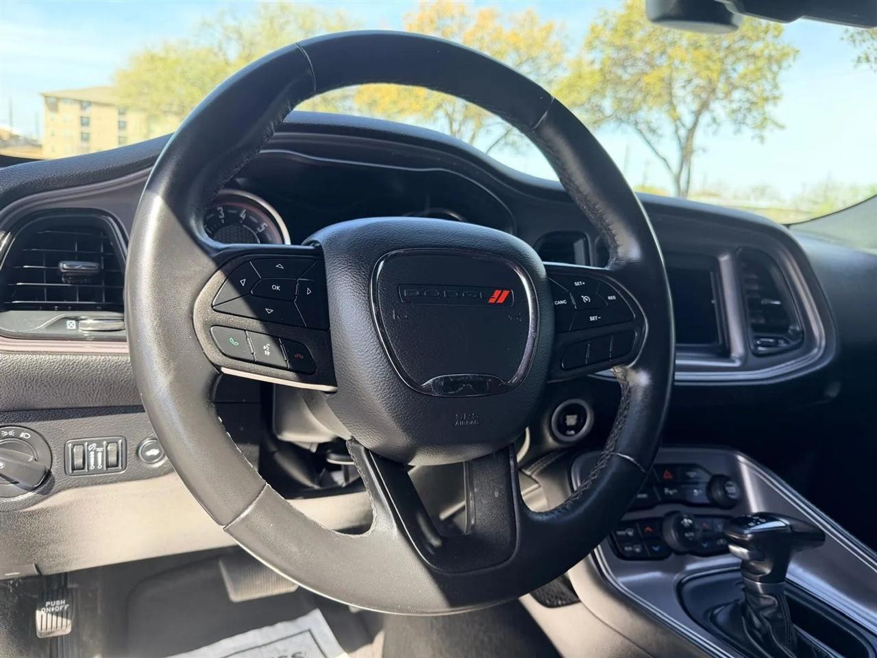 Dodge Challenger  2023