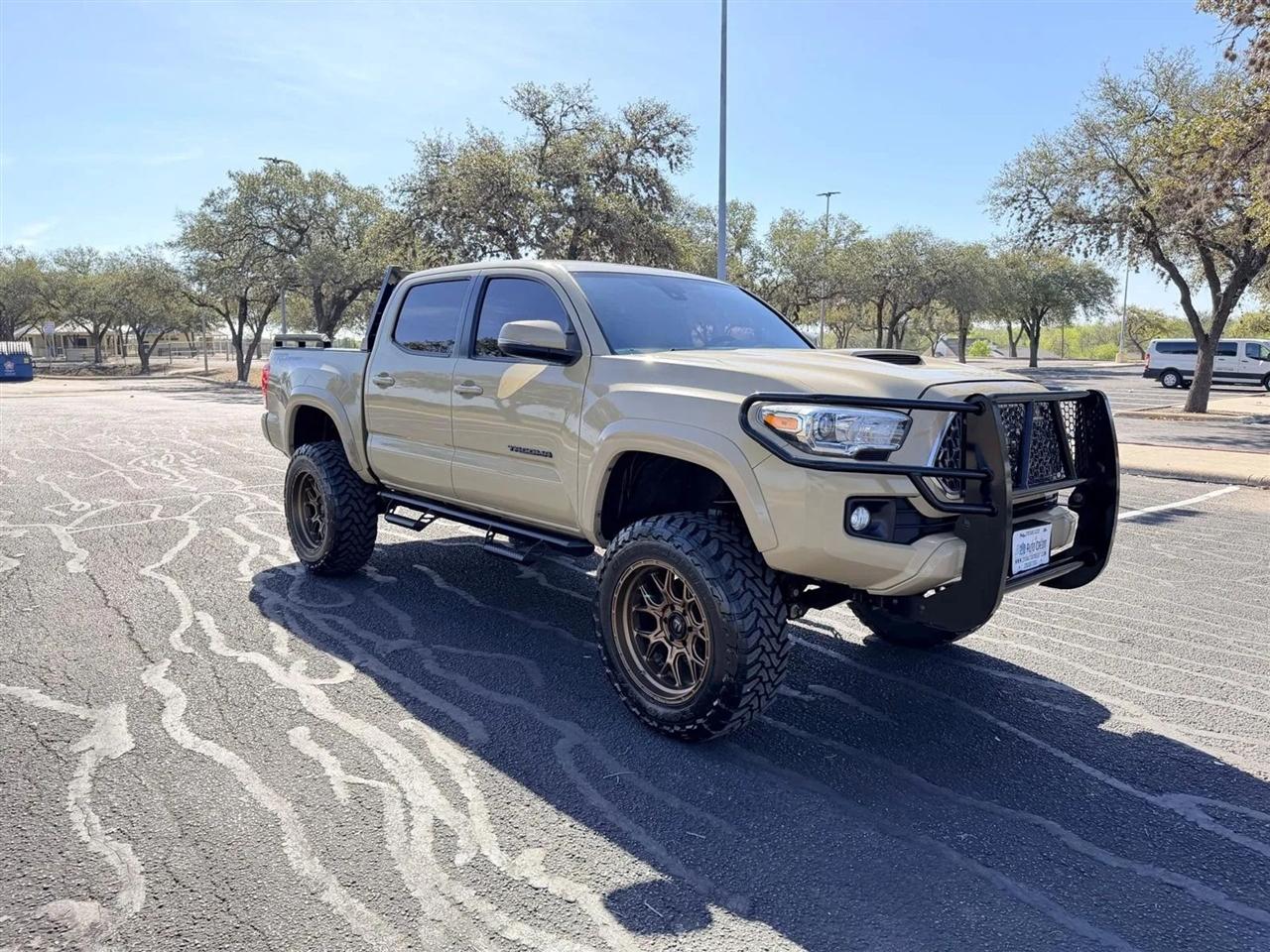 Toyota Tacoma  2019