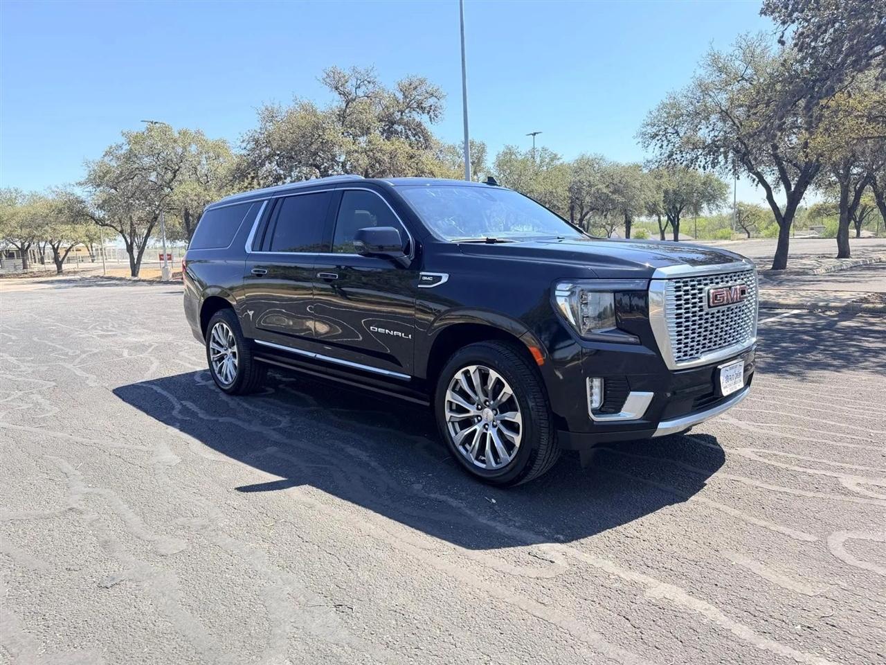 GMC Yukon XL  2021