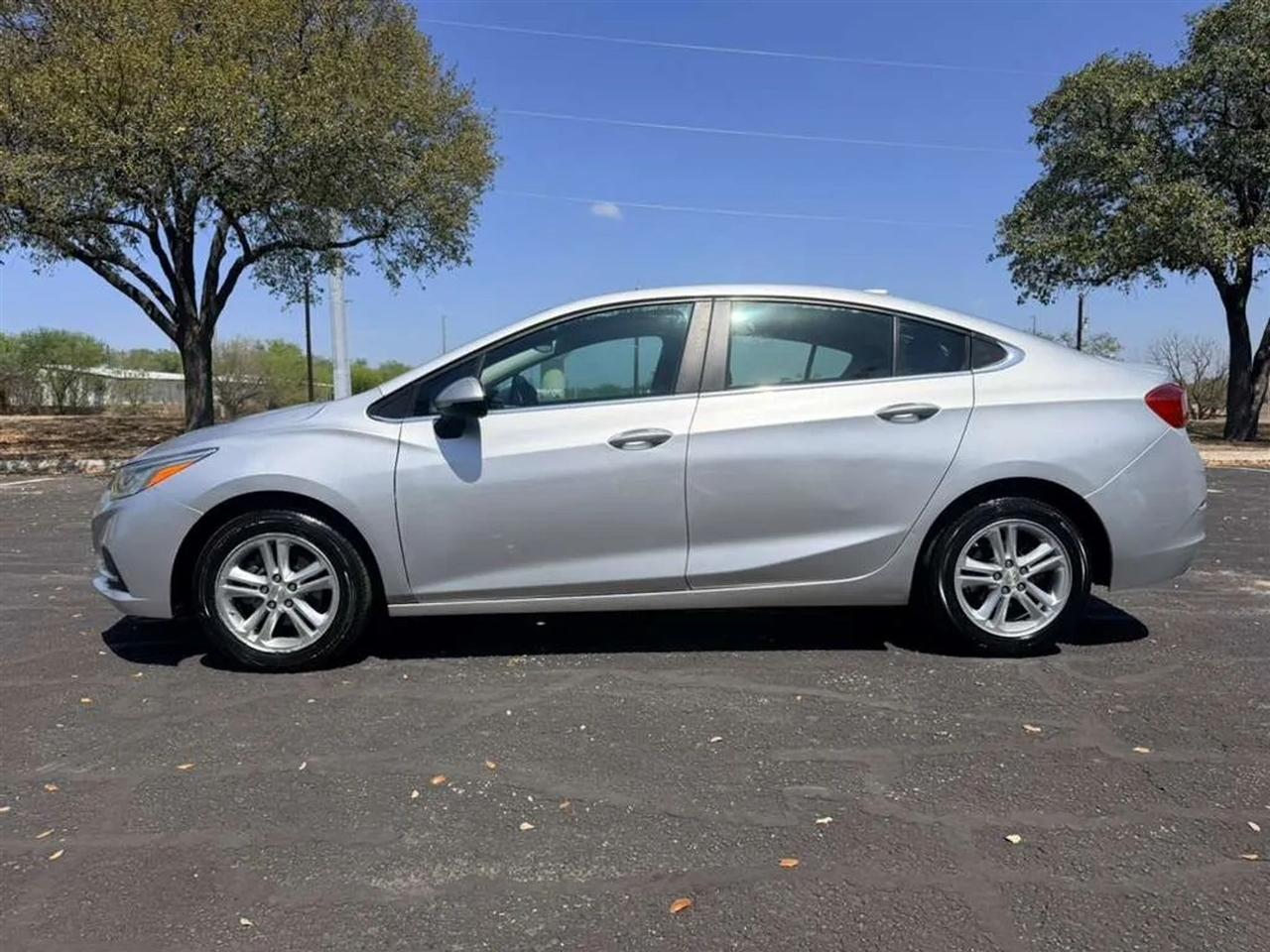 Chevrolet Cruze  2017