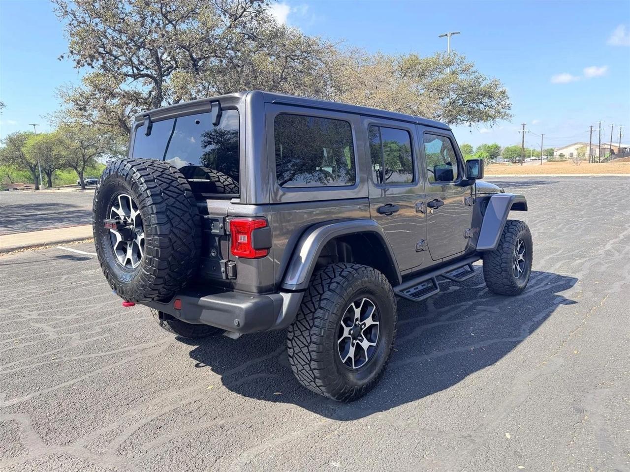 Jeep Wrangler  2019
