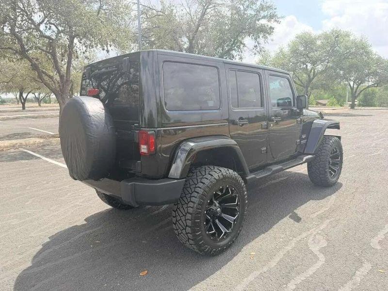 Jeep Wrangler  2017