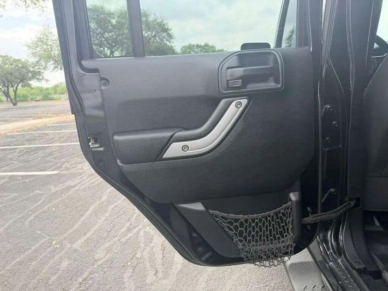 Jeep Wrangler  2017