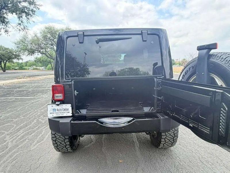 Jeep Wrangler  2017