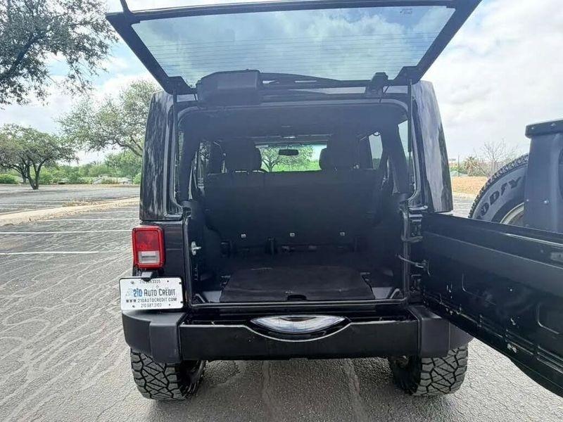 Jeep Wrangler  2017