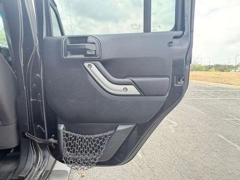 Jeep Wrangler  2017