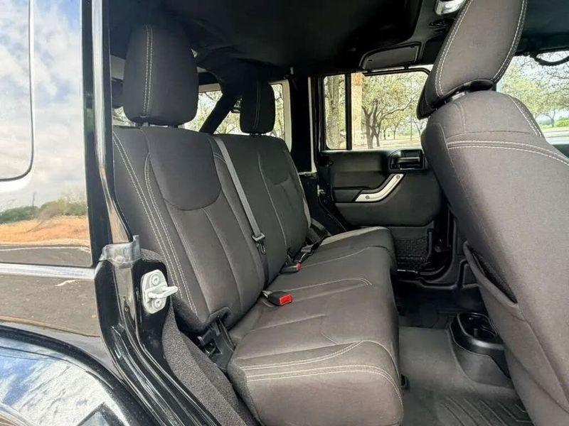 Jeep Wrangler  2017