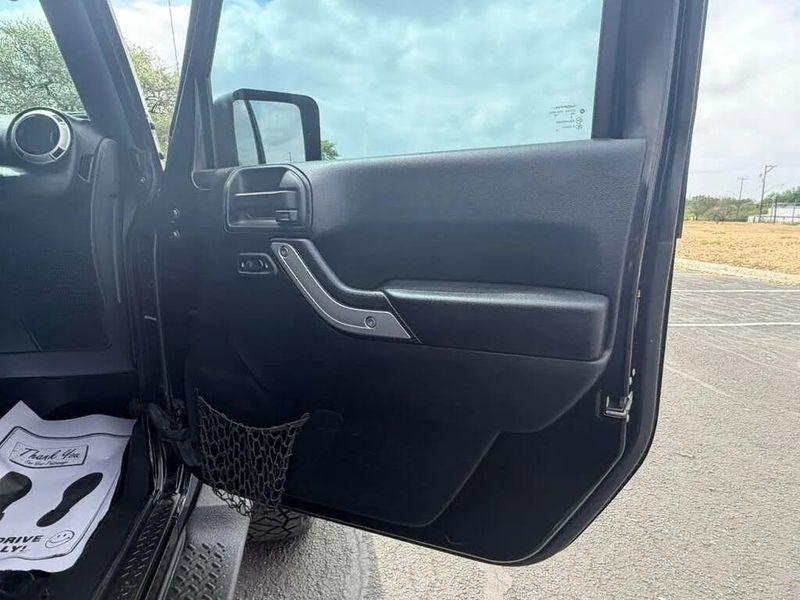 Jeep Wrangler  2017