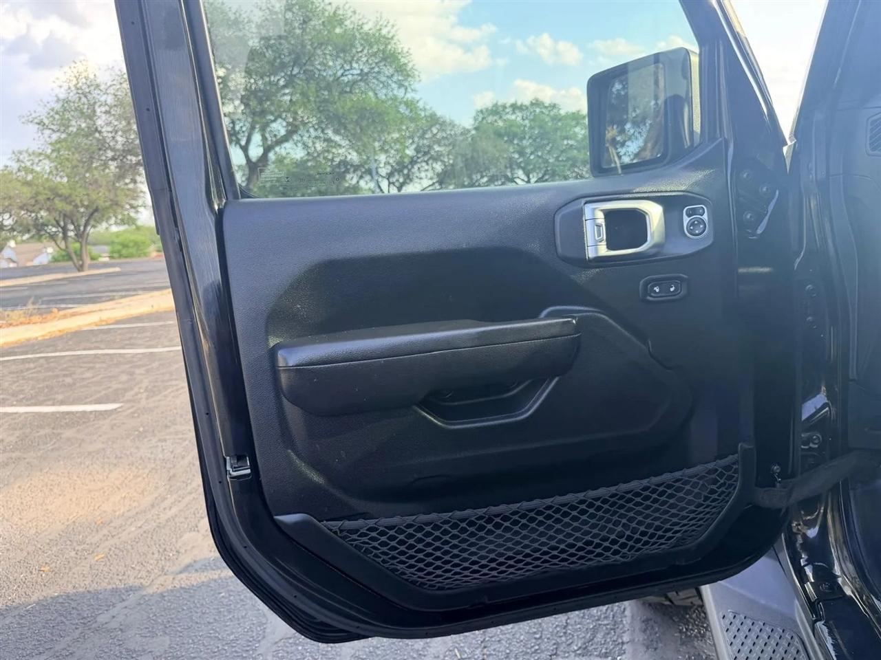 Jeep Gladiator  2020