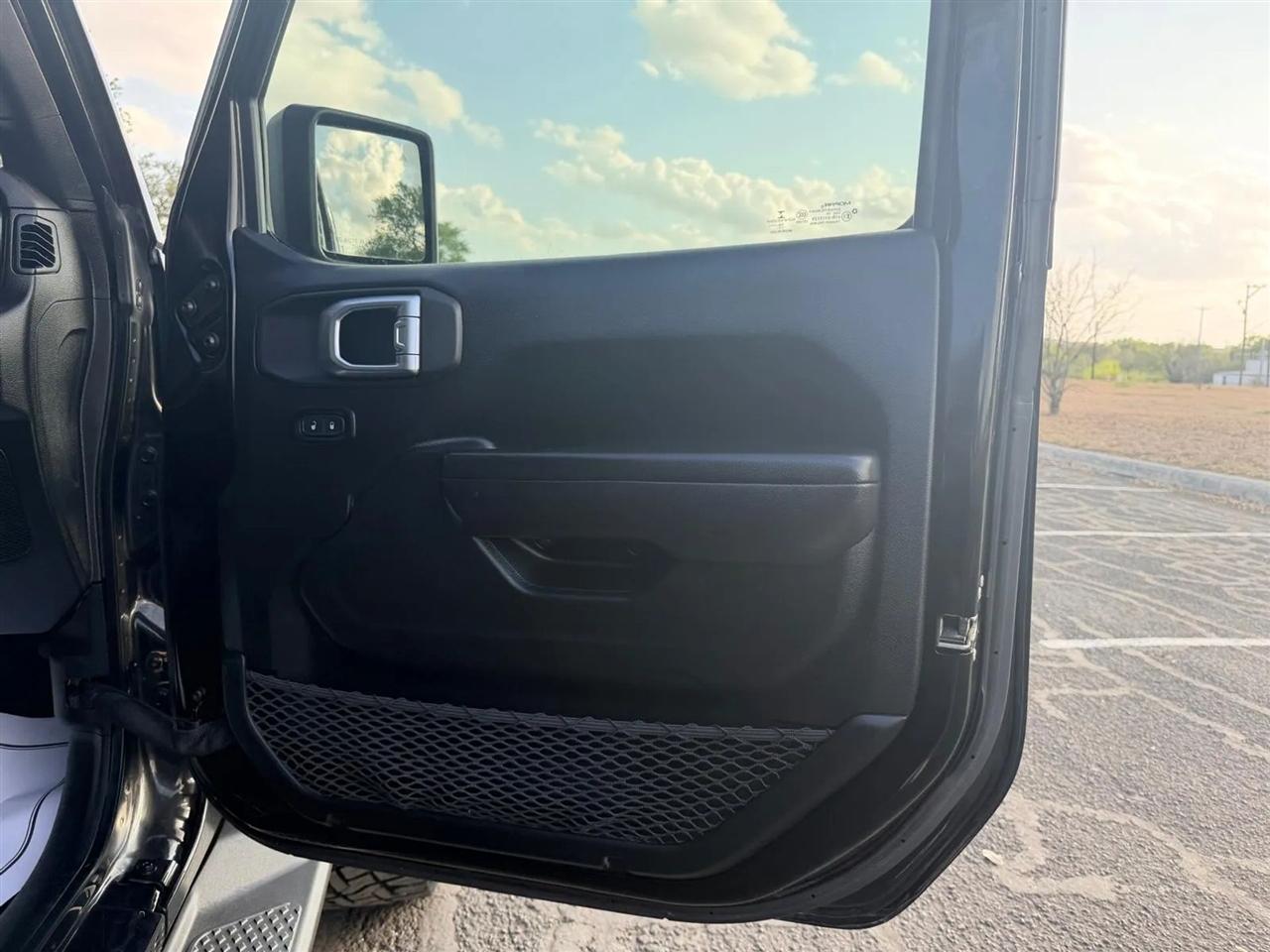 Jeep Gladiator  2020