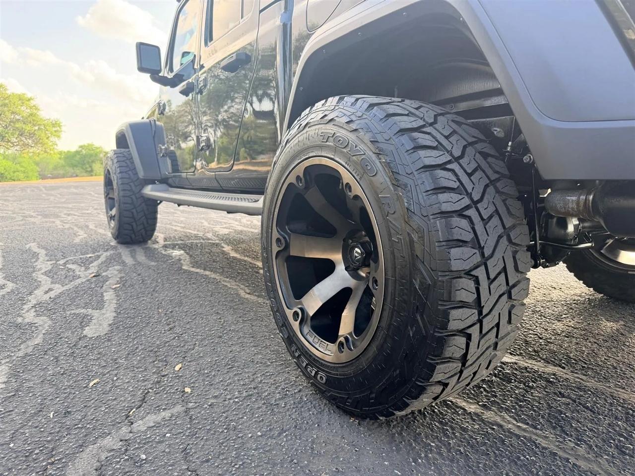 Jeep Gladiator  2020