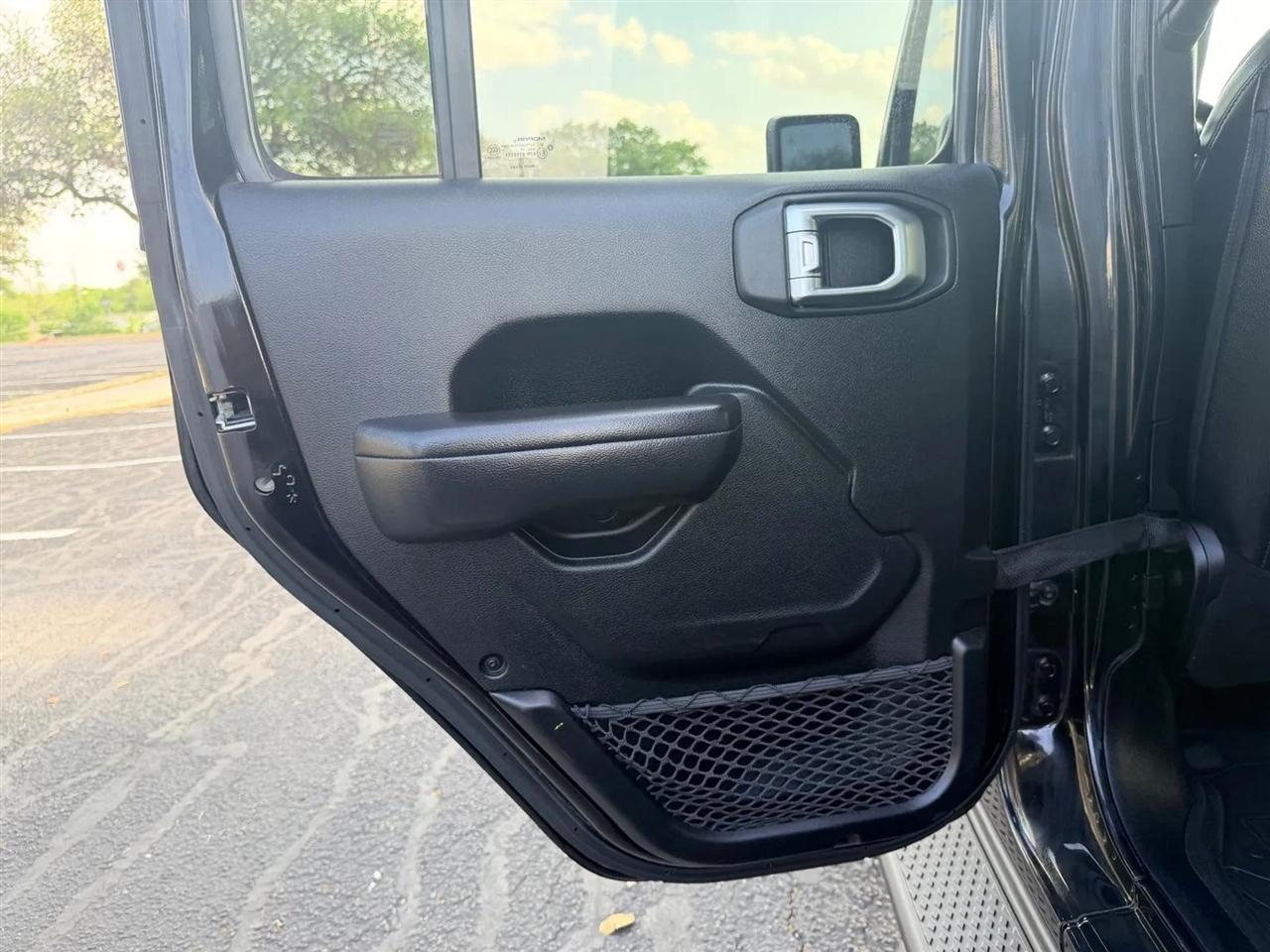 Jeep Gladiator  2020