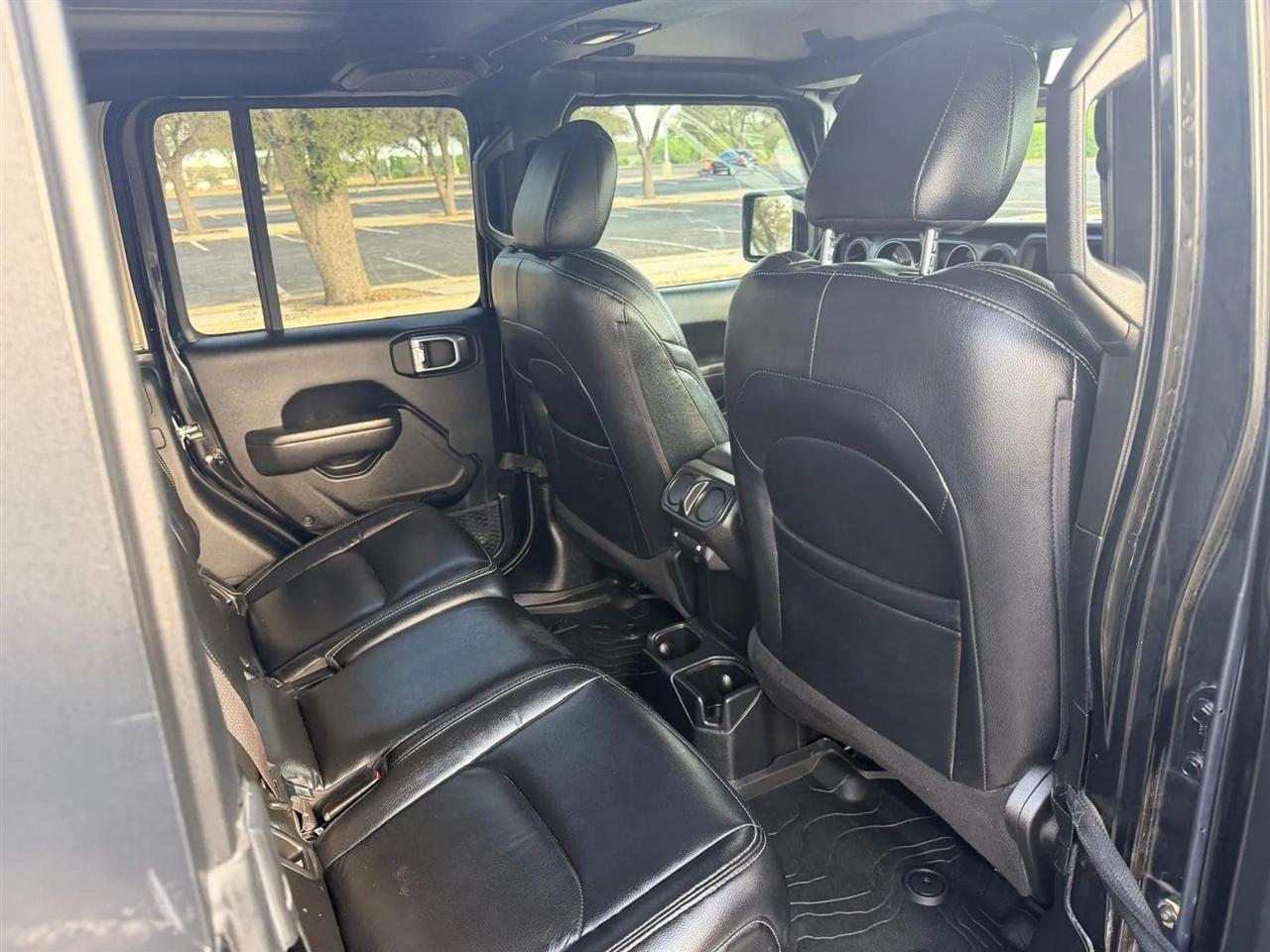 Jeep Gladiator  2020