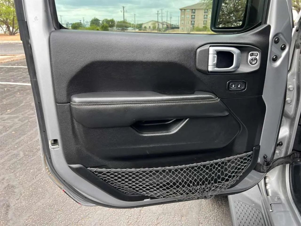 Jeep Gladiator  2020