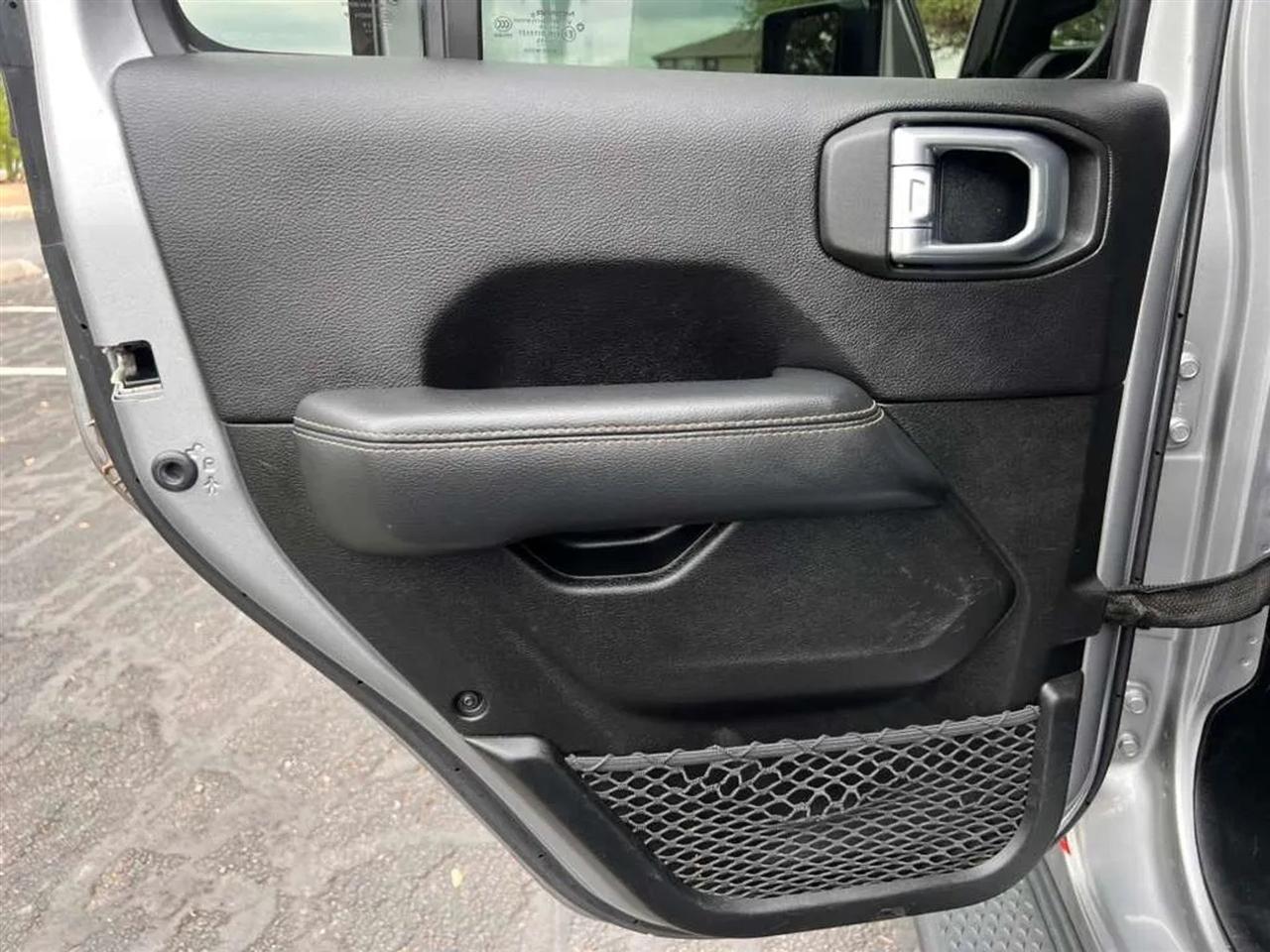 Jeep Gladiator  2020