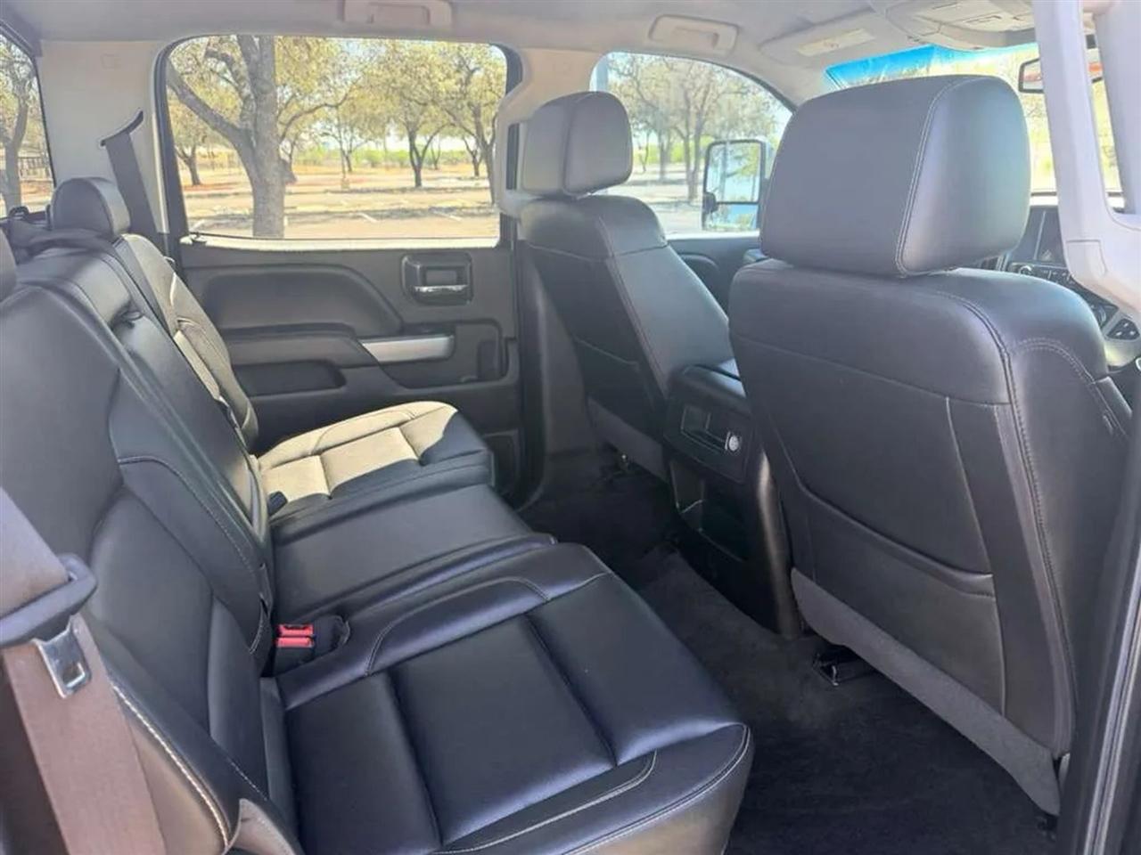 Chevrolet Silverado 2500HD  2018