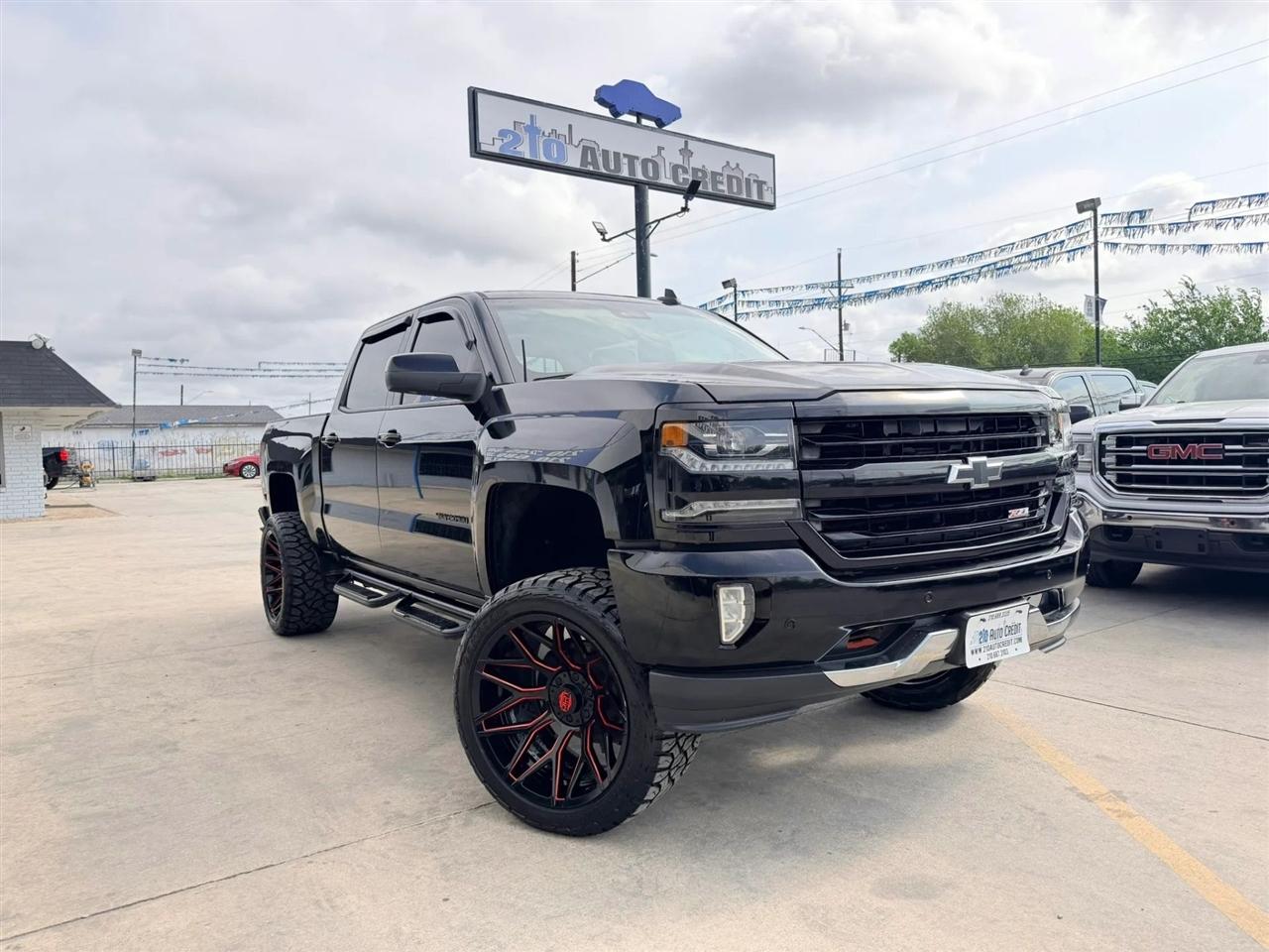 2017 Chevrolet Silverado 1500 Z71 LTZ Pickup 4D 5 3/4 ft