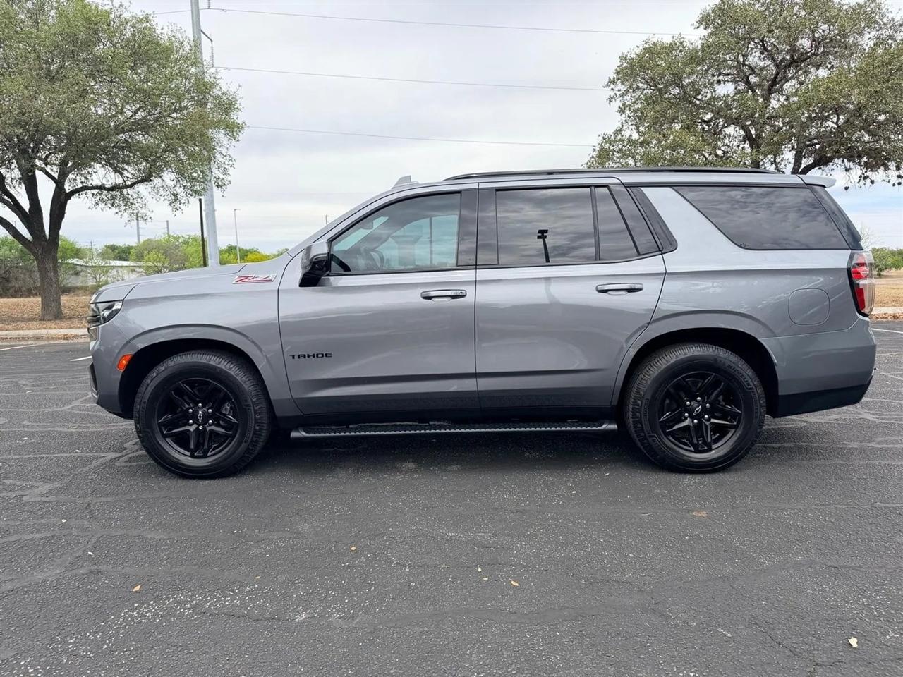 Chevrolet Tahoe  2021