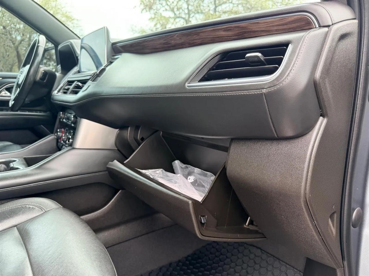 Chevrolet Tahoe  2021