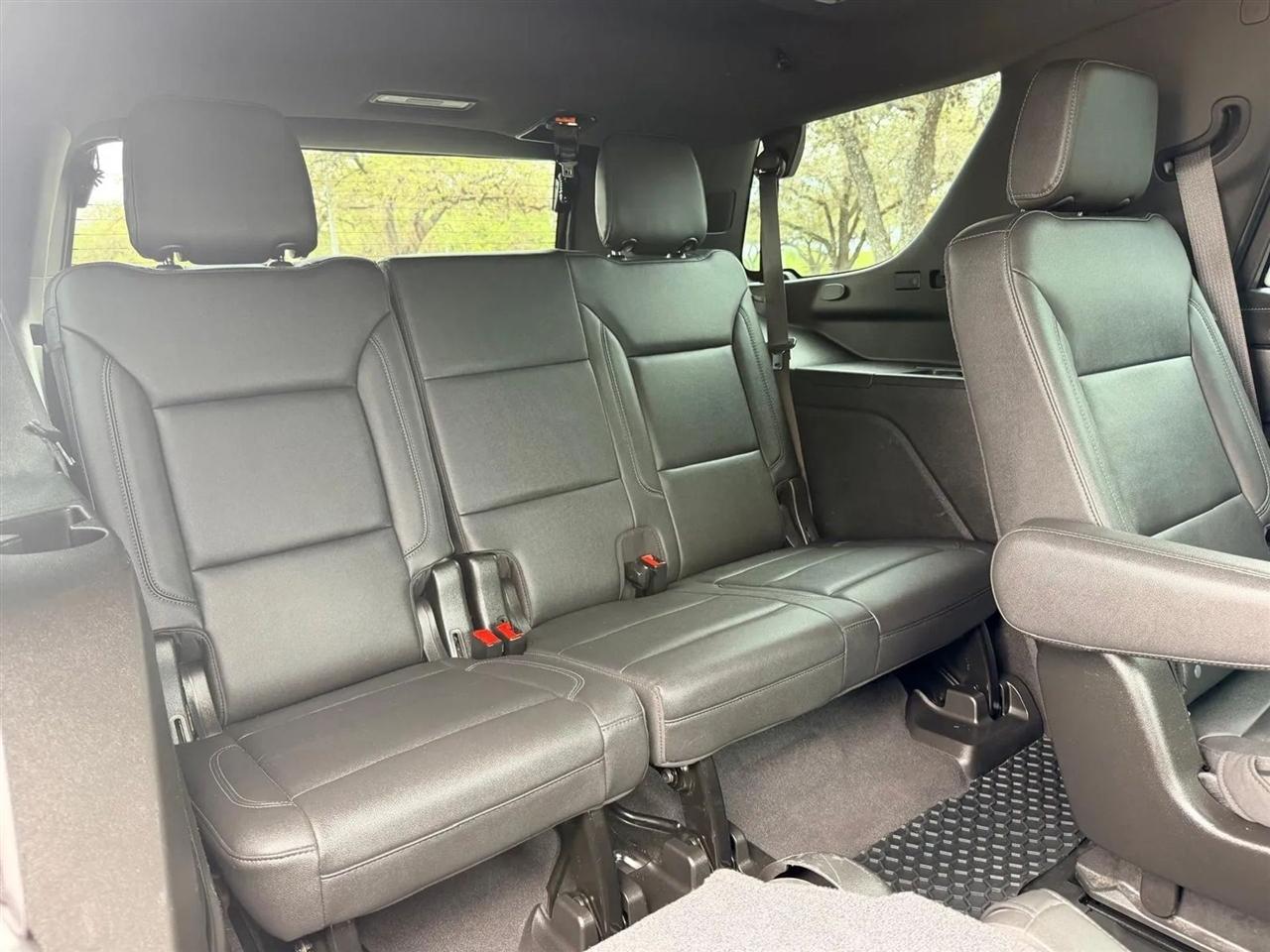 Chevrolet Tahoe  2021