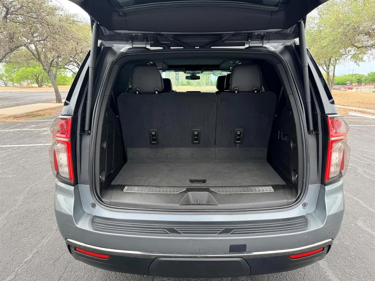 Chevrolet Tahoe  2021