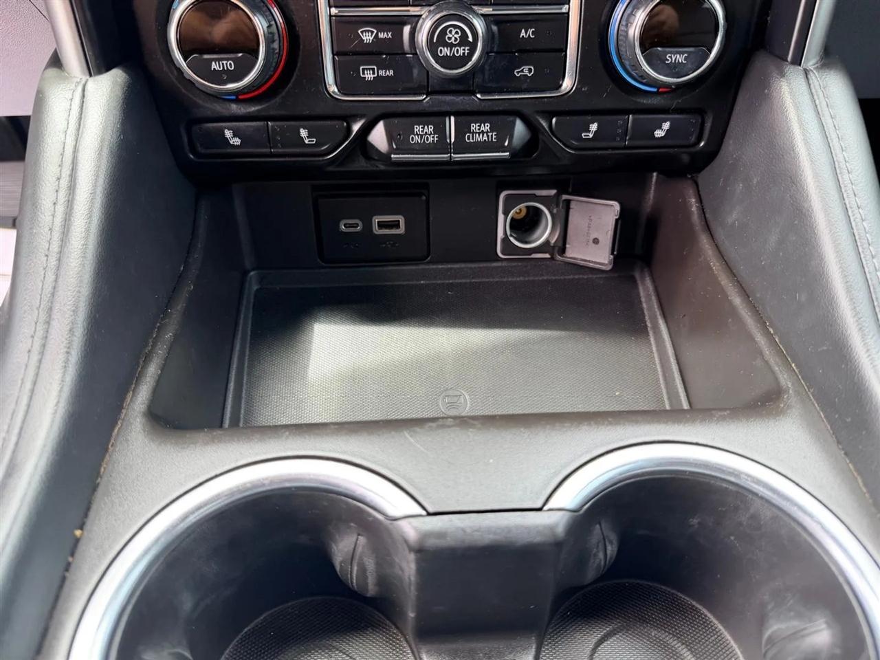 Chevrolet Tahoe  2021