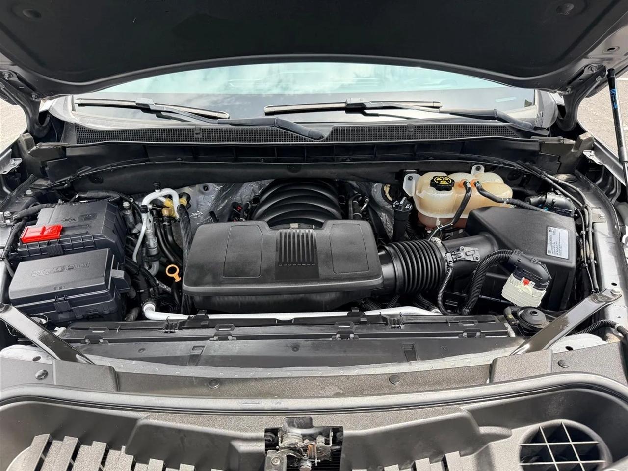 Chevrolet Tahoe  2021