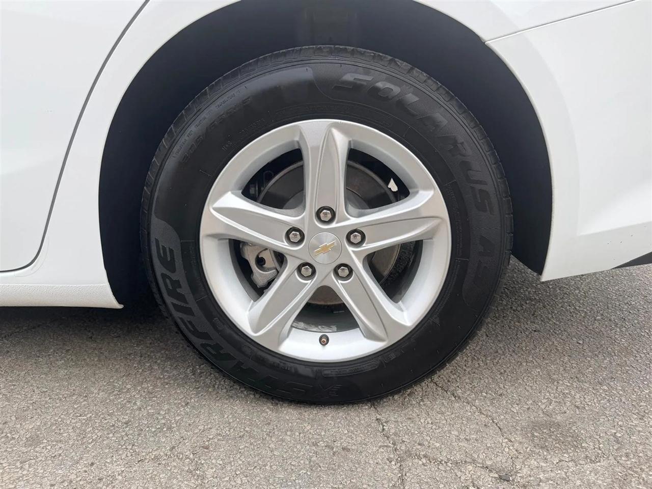 Chevrolet Malibu  2023