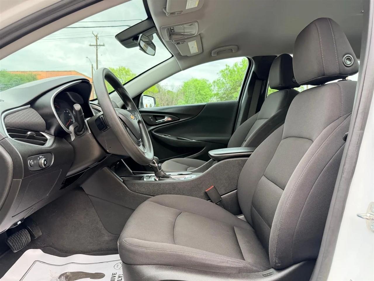 Chevrolet Malibu  2023