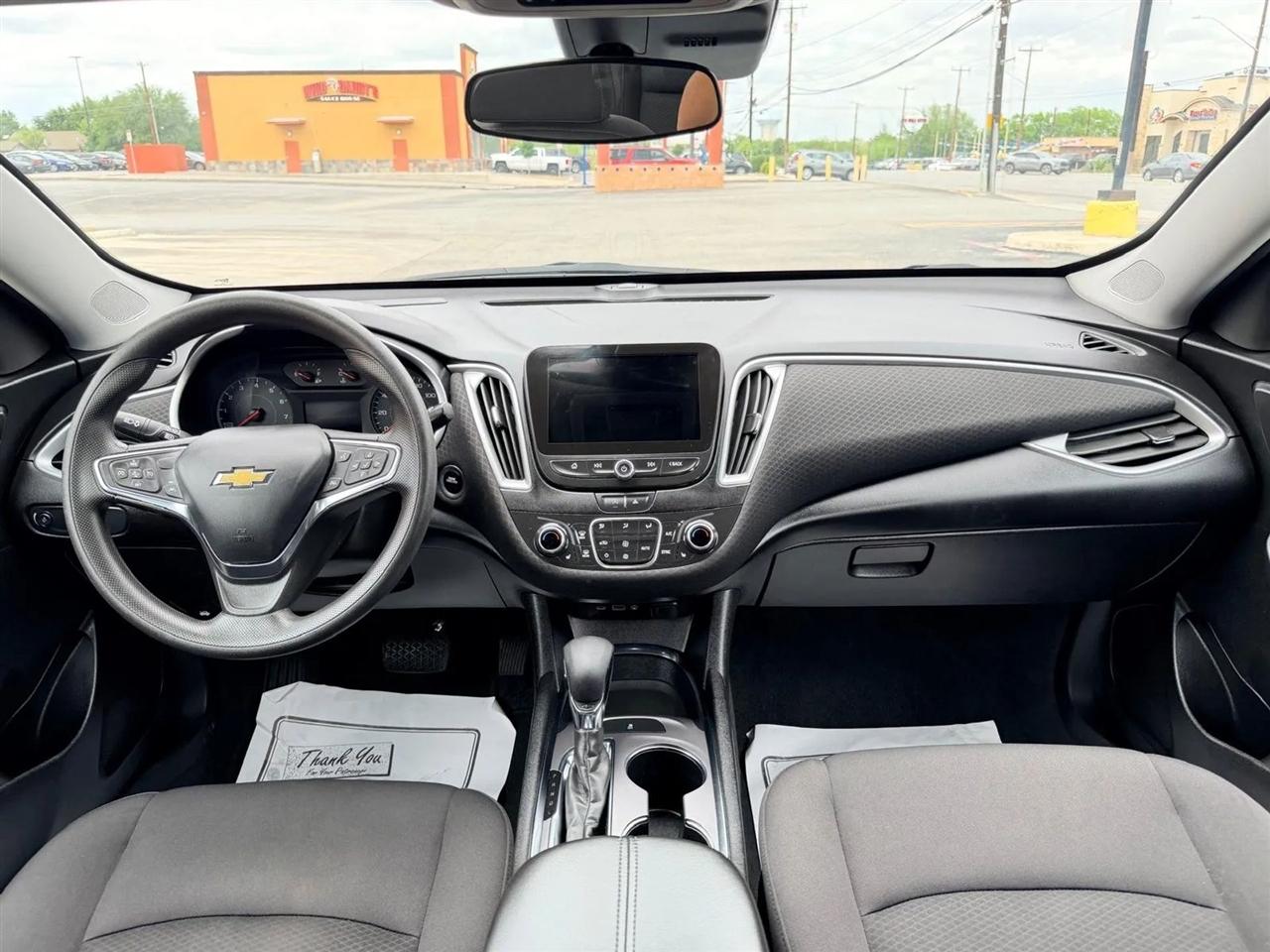 Chevrolet Malibu  2023